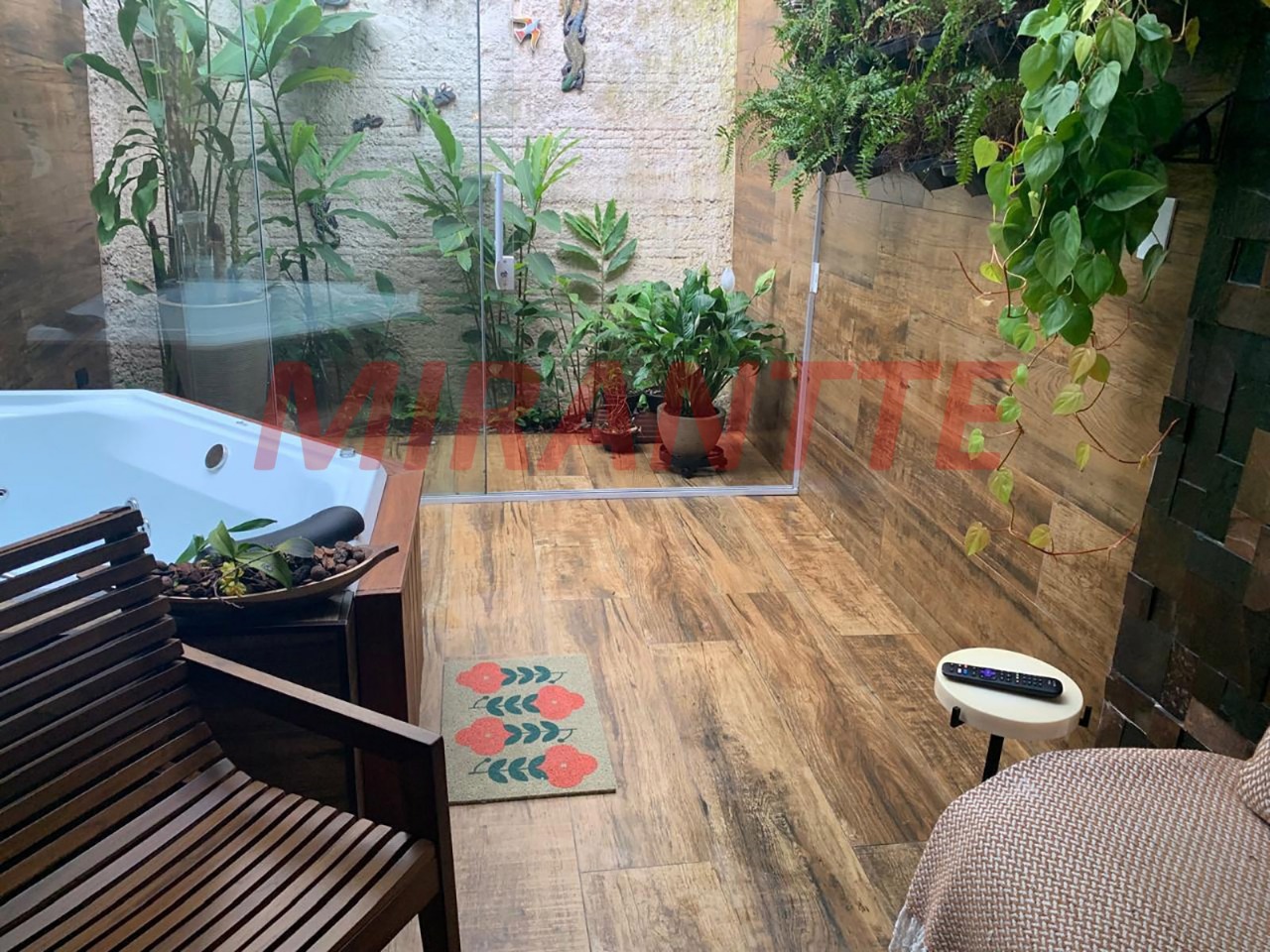Sobrado de 93m² com 2 quartos em Horto Florestal