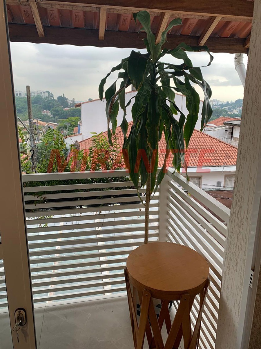 Sobrado de 93m² com 2 quartos em Horto Florestal