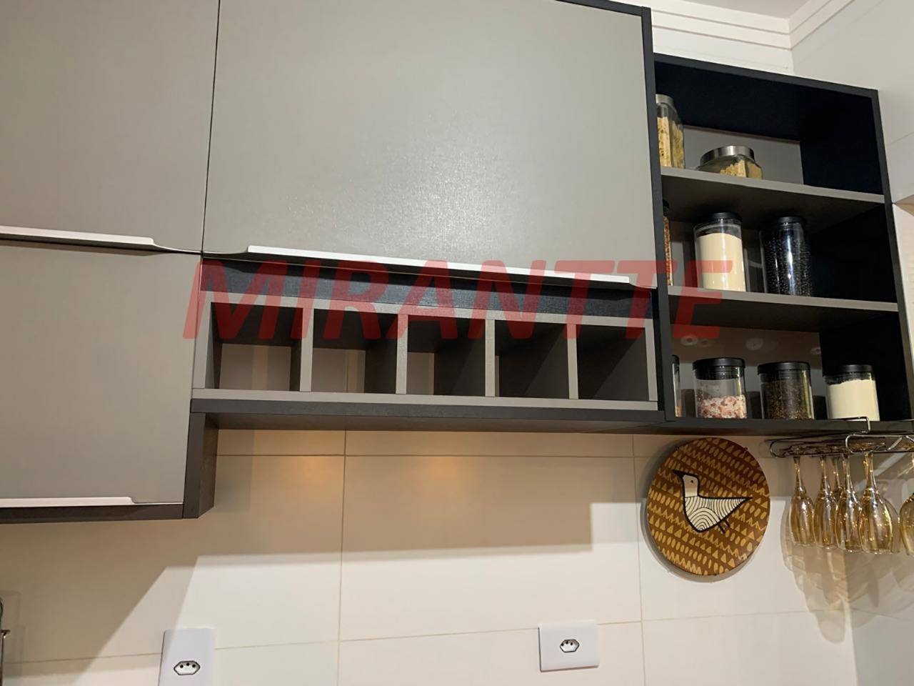 Sobrado de 93m² com 2 quartos em Horto Florestal