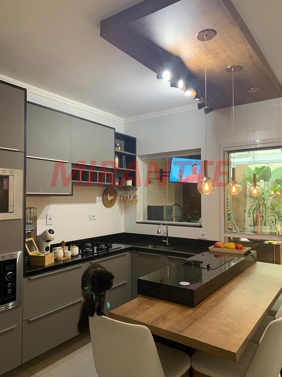 Sobrado de 93m² com 2 quartos em Horto Florestal