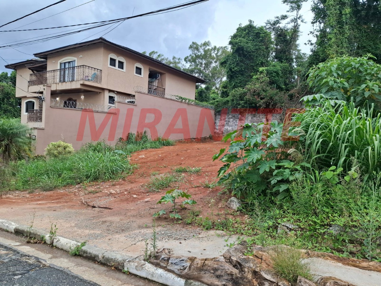 Terreno de 0m² em Vila Albertina