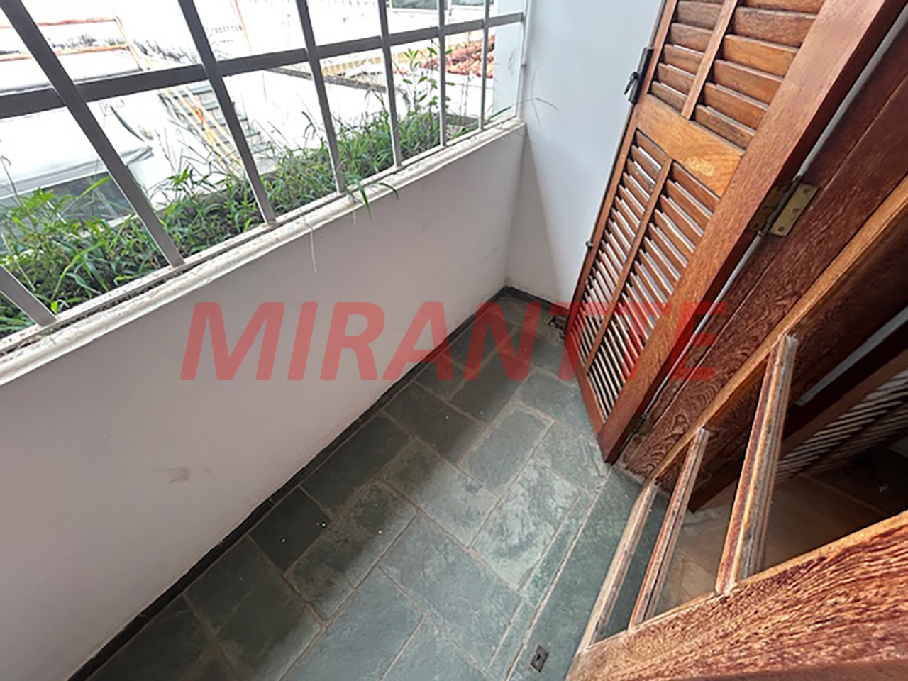 Sobrado de 250m² com 3 quartos em Santana