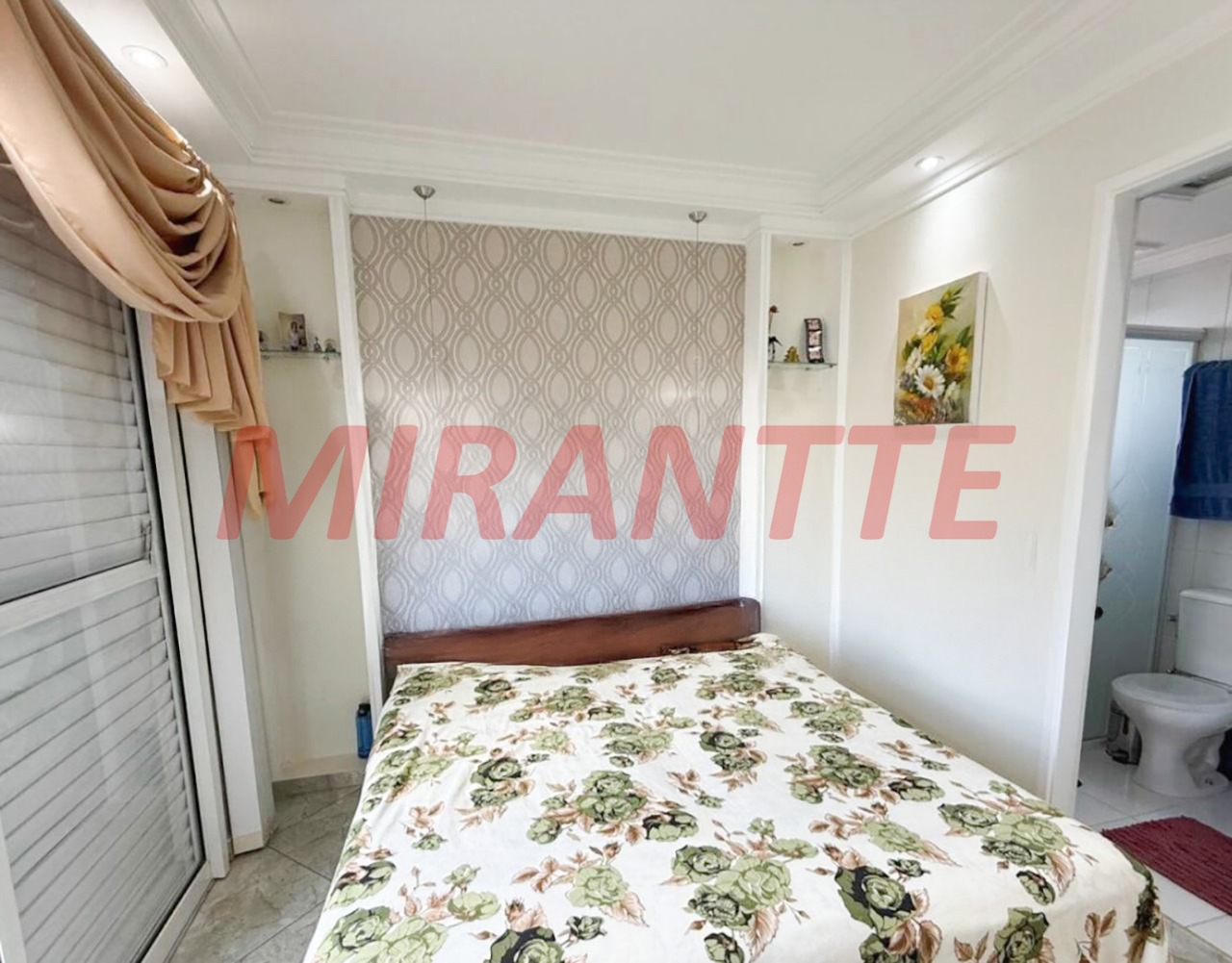 Apartamento de 86000m² com 3 quartos em Água Fria