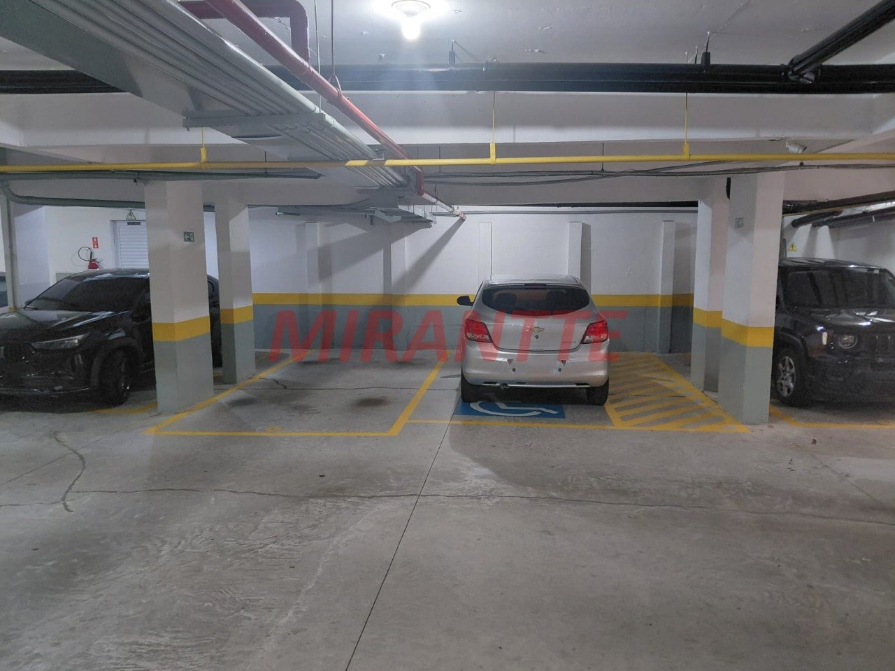 Apartamento de 48m² com 2 quartos em Vila Mazzei