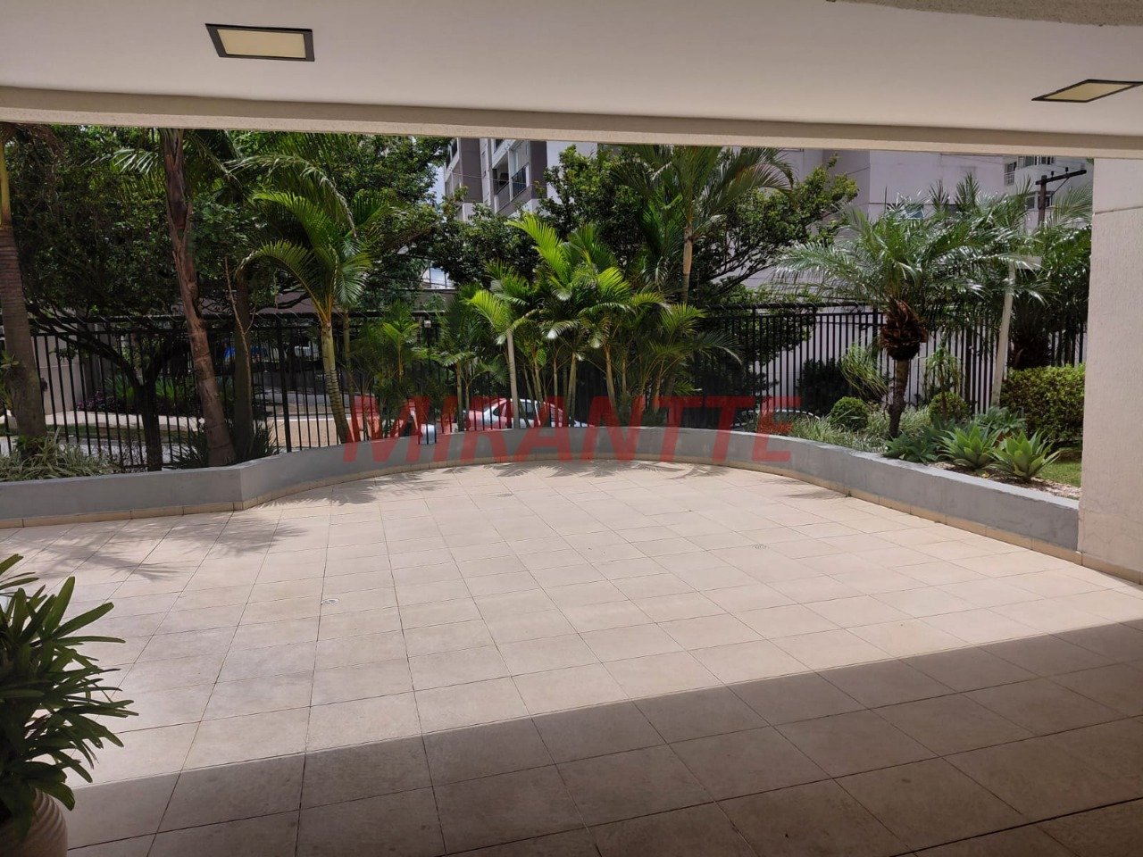 Apartamento de 48m² com 2 quartos em Vila Mazzei
