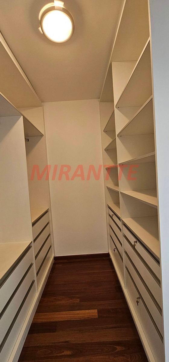 Apartamento de 160m² com 3 quartos em Santa Terezinha