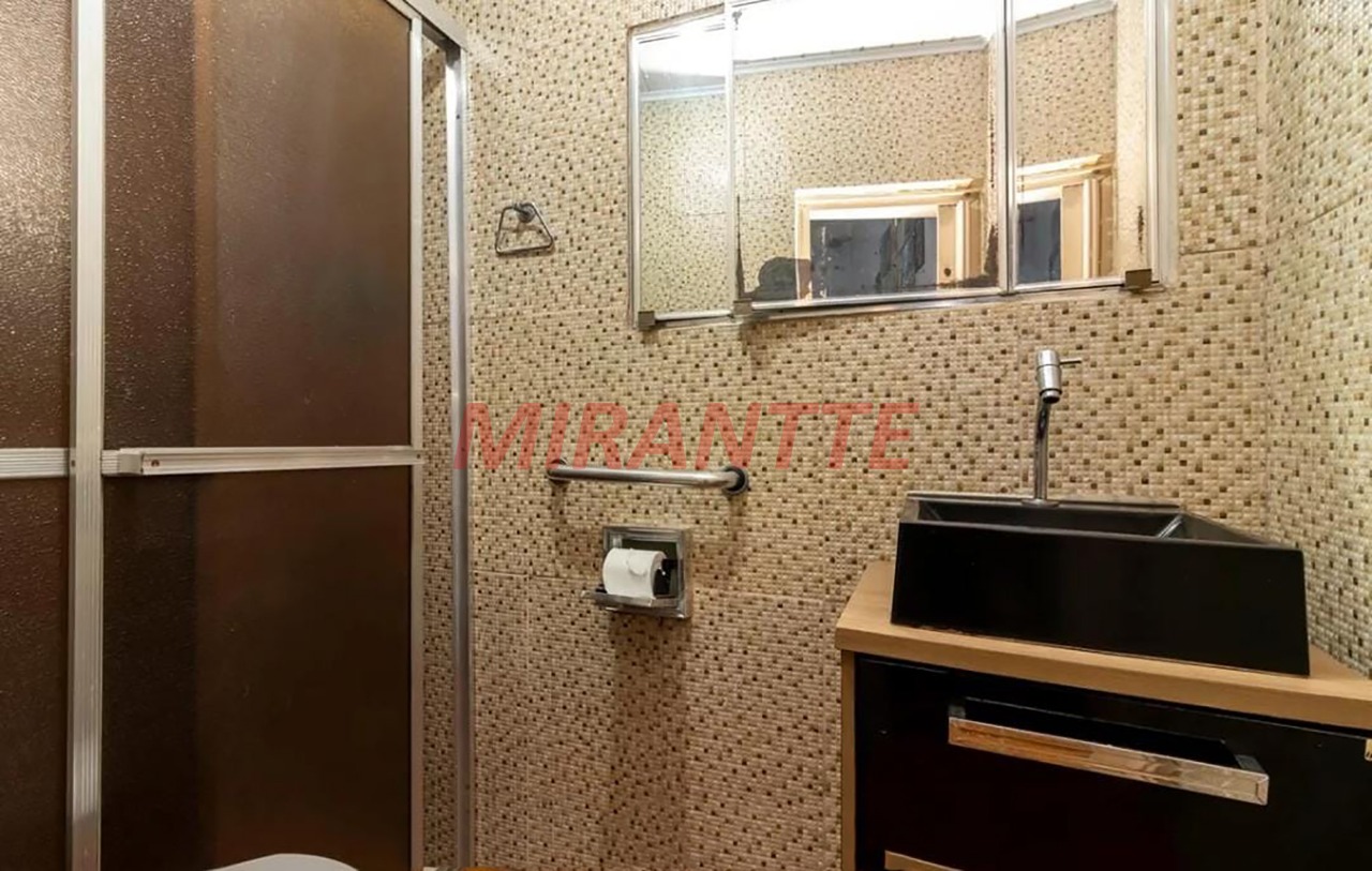 Sobrado de 183m² com 7 quartos em Vila Dionisia