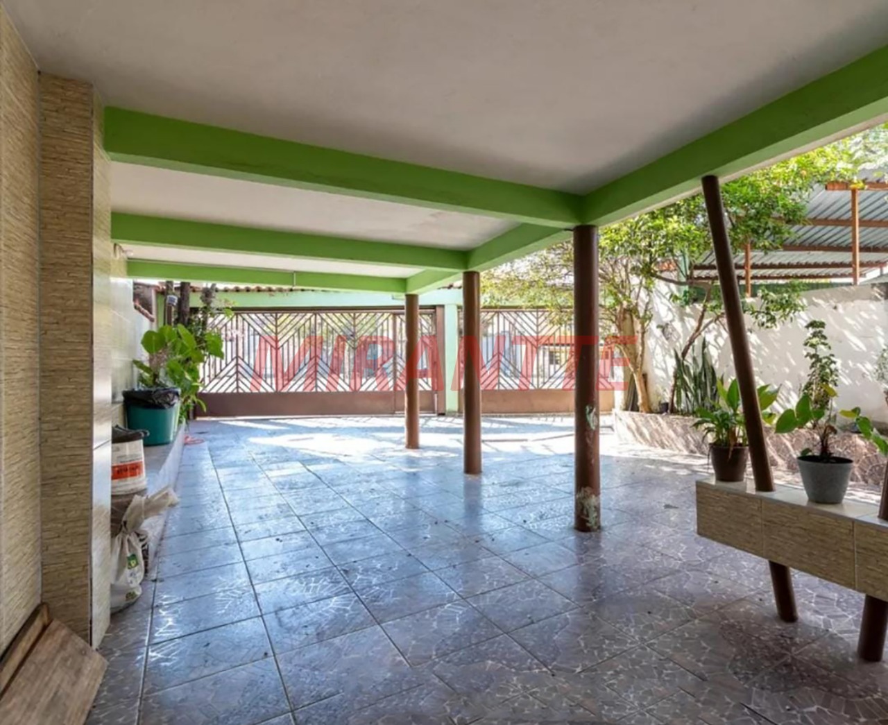 Sobrado de 183m² com 7 quartos em Vila Dionisia