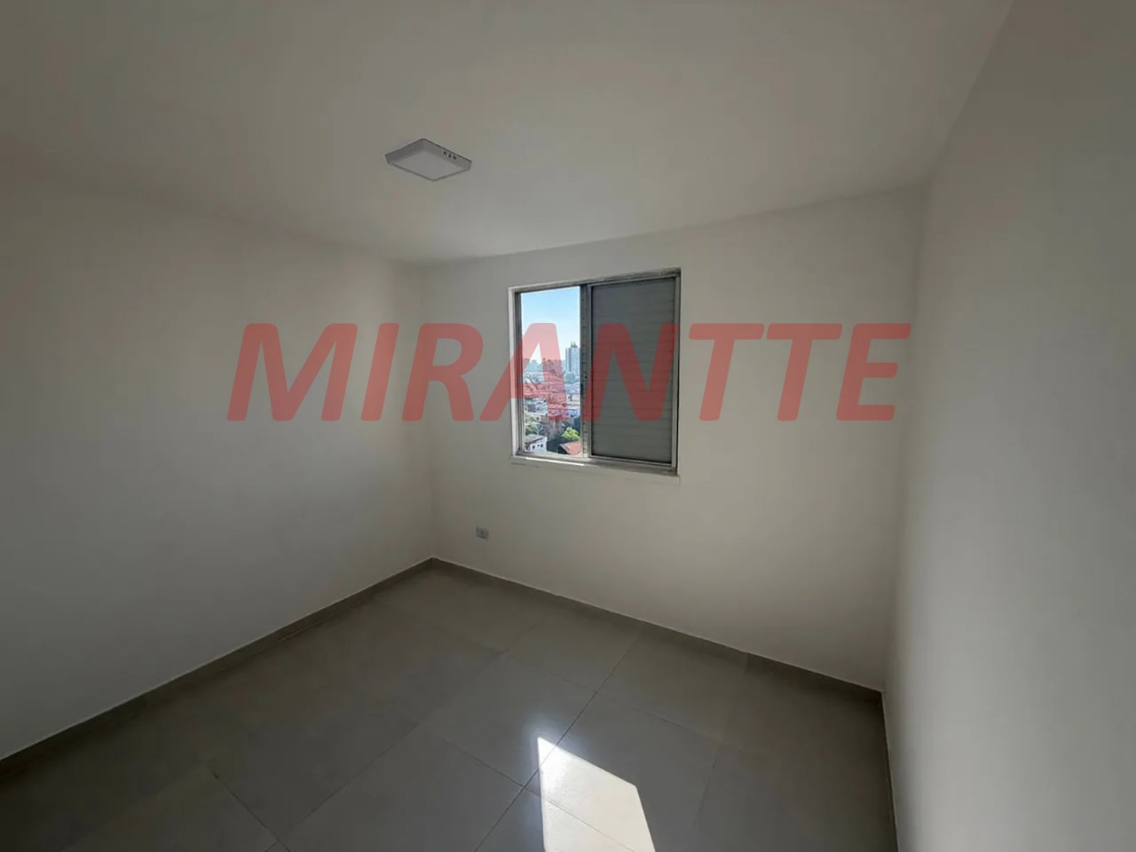 Apartamento de 49m² com 2 quartos em Vila Nova Cachoeirinha