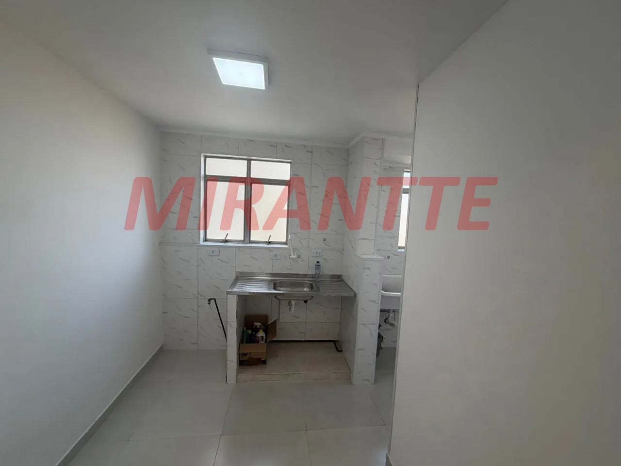 Apartamento de 49m² com 2 quartos em Vila Nova Cachoeirinha