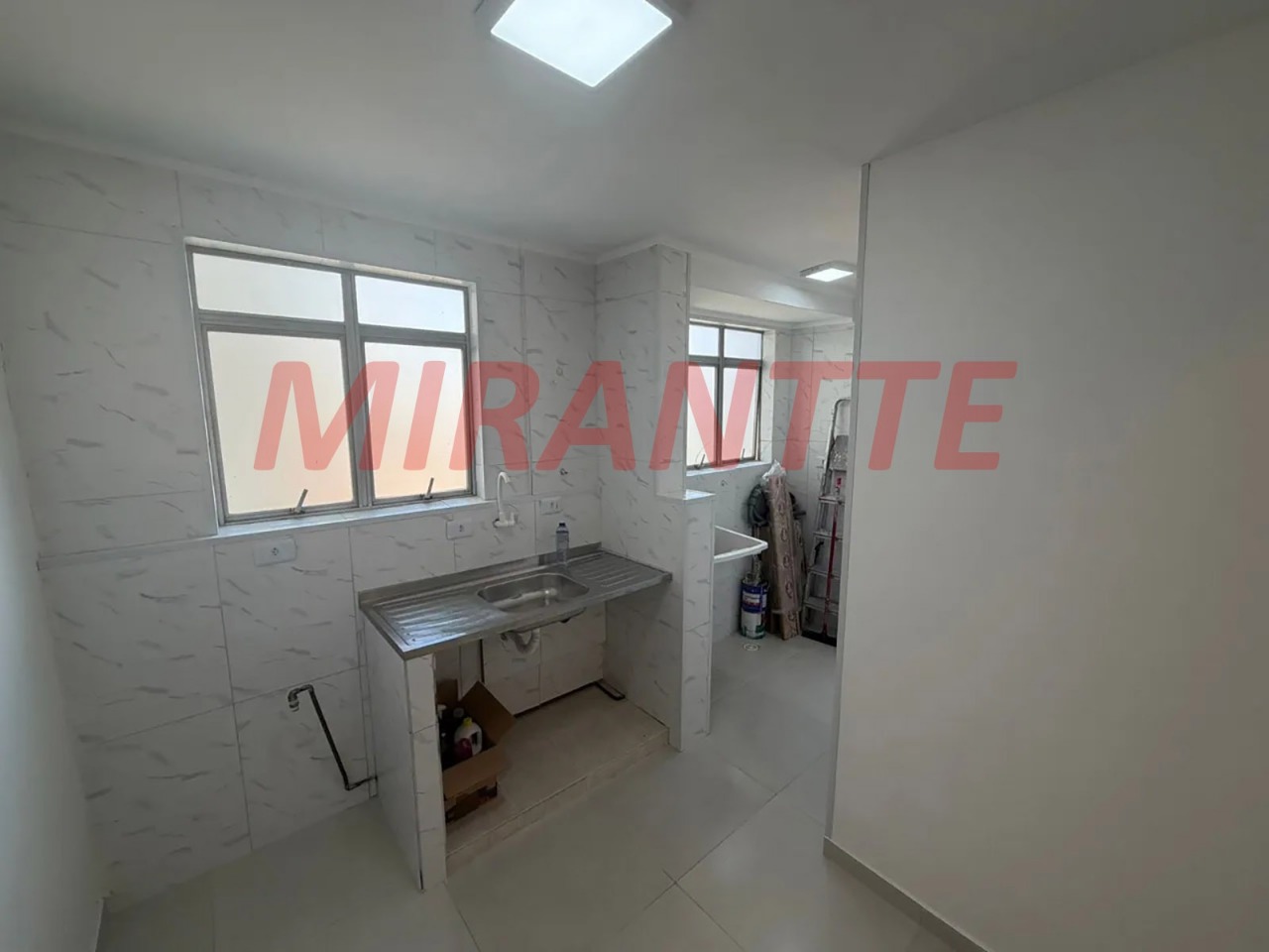 Apartamento de 49m² com 2 quartos em Vila Nova Cachoeirinha