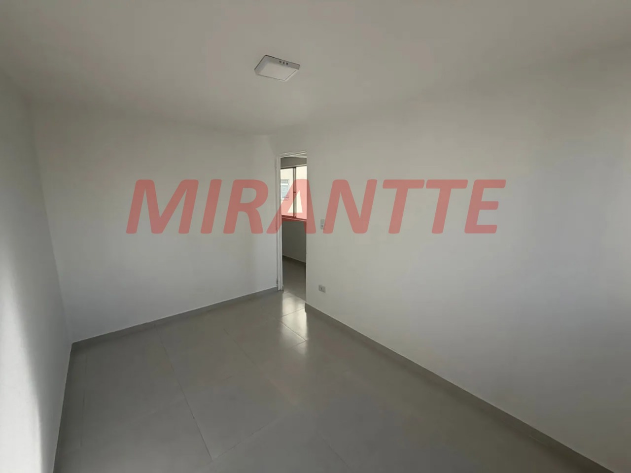 Apartamento de 49m² com 2 quartos em Vila Nova Cachoeirinha