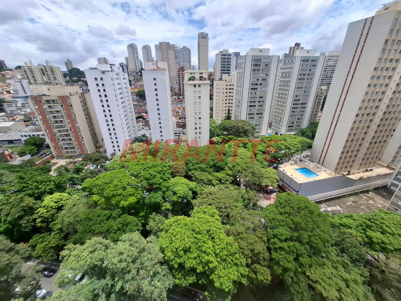 Apartamento de 96m² com 3 quartos em Santana