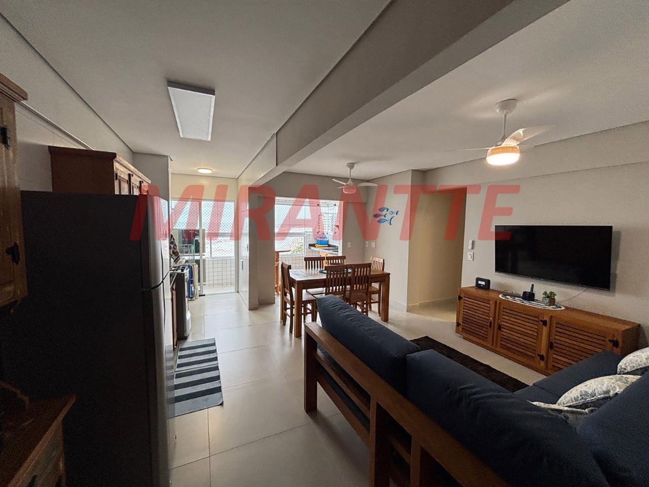 Apartamento de 65m² com 2 quartos em Solemar