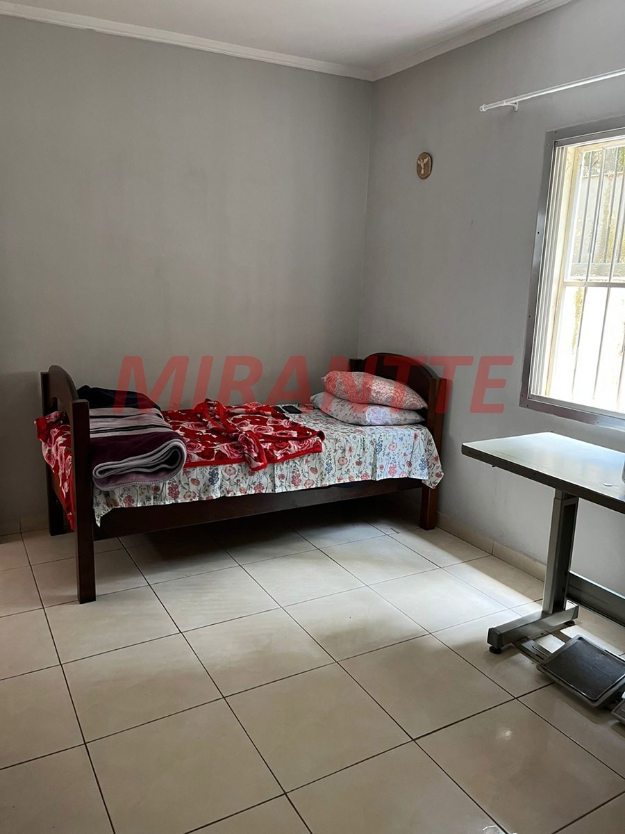 Apartamento de 65m² com 2 quartos em Água Fria