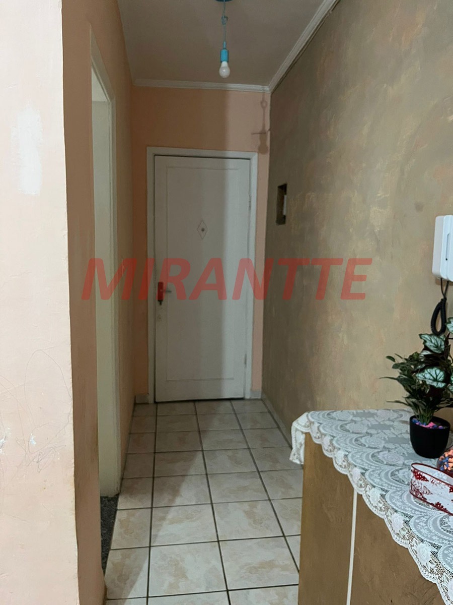 Apartamento de 65m² com 2 quartos em Água Fria