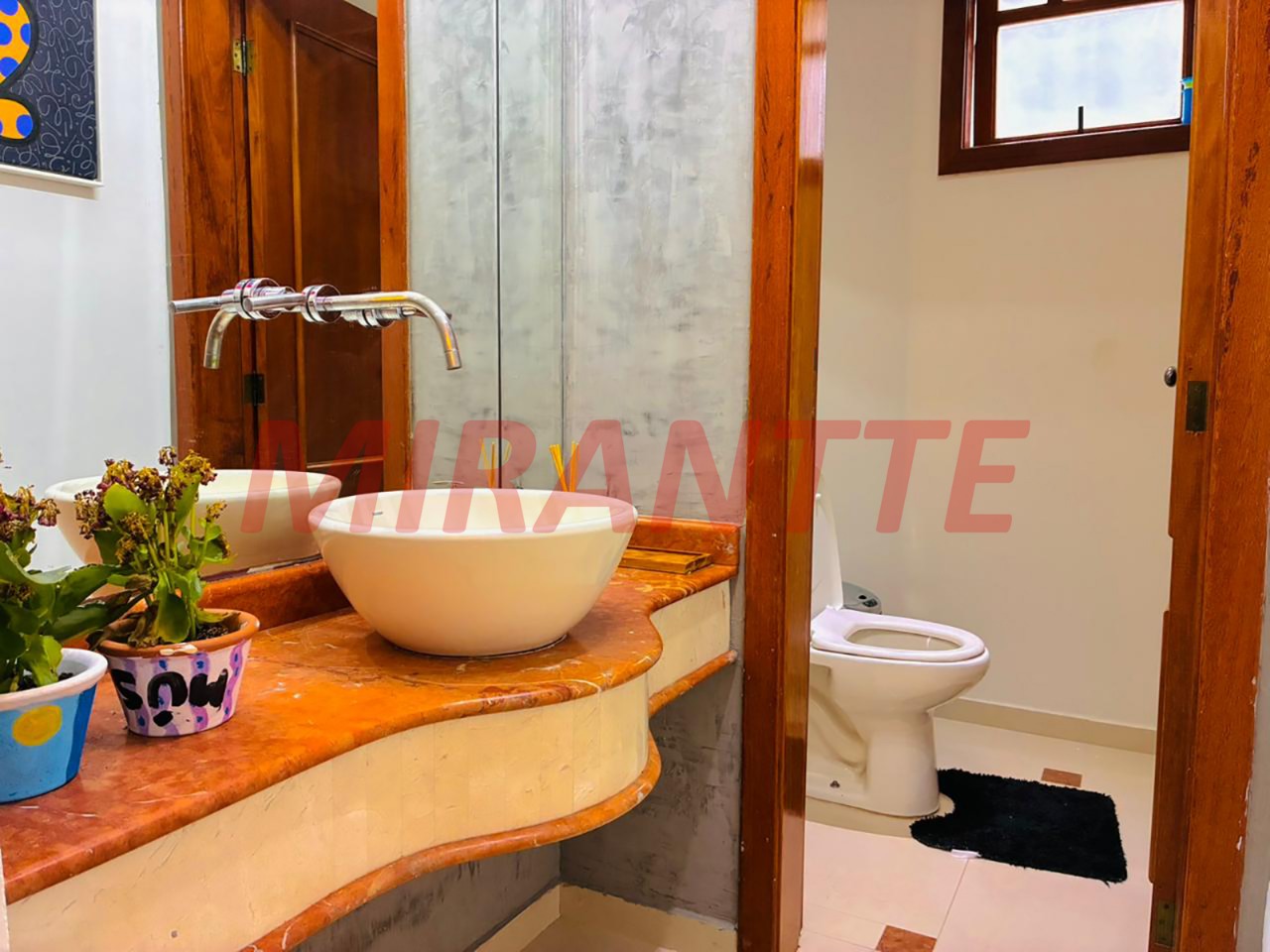 Cond. fechado de 444m² com 3 quartos em Vila Santos