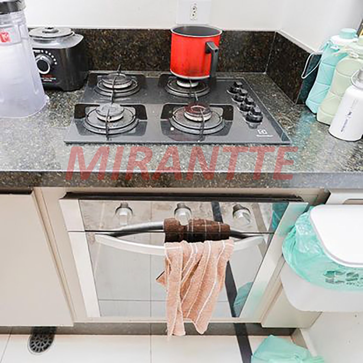 Cond. fechado de 143m² com 2 quartos em Parada Inglesa