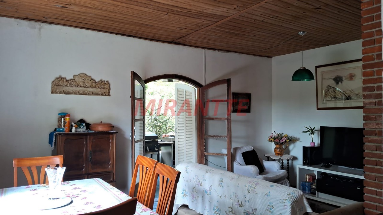 ChÁcara de 277.5m² com 5 quartos em Rio Abaixo