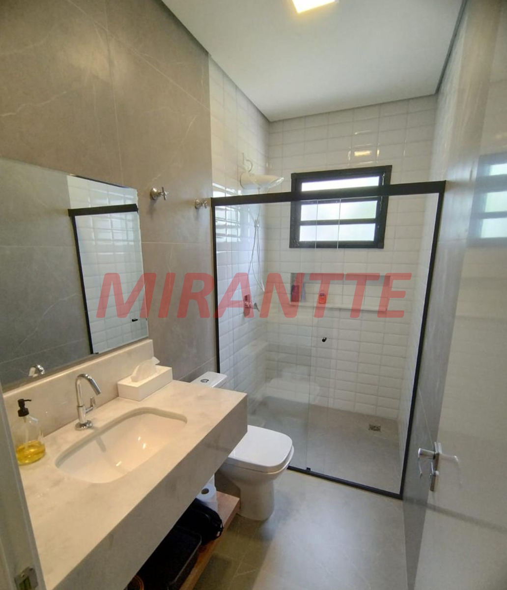 Cond. fechado de 363.47m² com 4 quartos em Caraguata