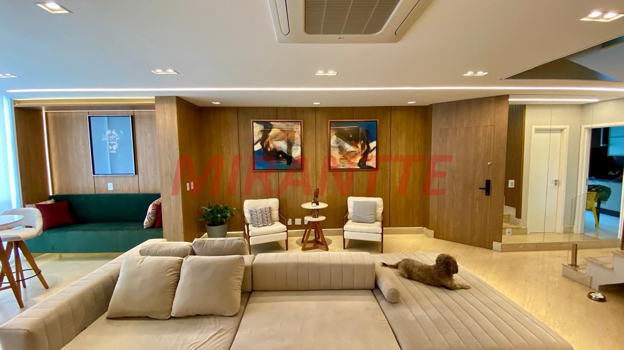 Cobertura de 246m² com 3 quartos em Santa Teresinha