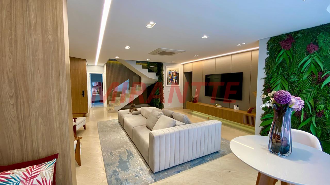 Cobertura de 246m² com 3 quartos em Santa Teresinha