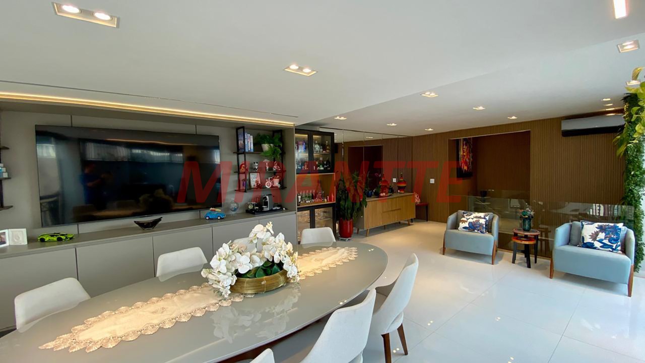 Cobertura de 246m² com 3 quartos em Santa Teresinha