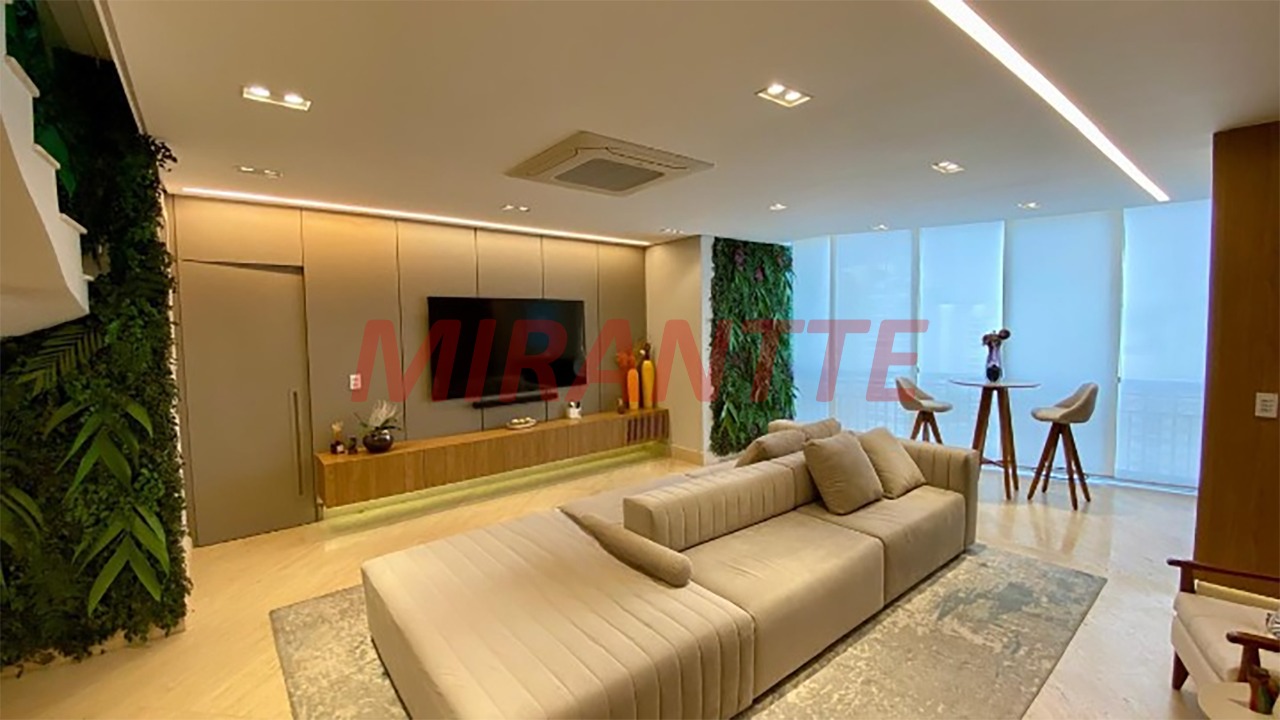 Cobertura de 246m² com 3 quartos em Santa Teresinha