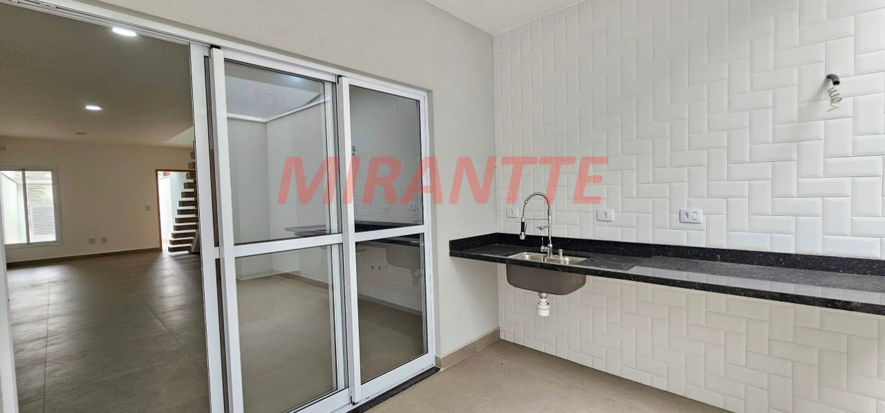 Sobrado de 118m² com 3 quartos em Parada Inglesa