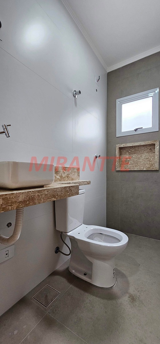 Sobrado de 118m² com 3 quartos em Parada Inglesa