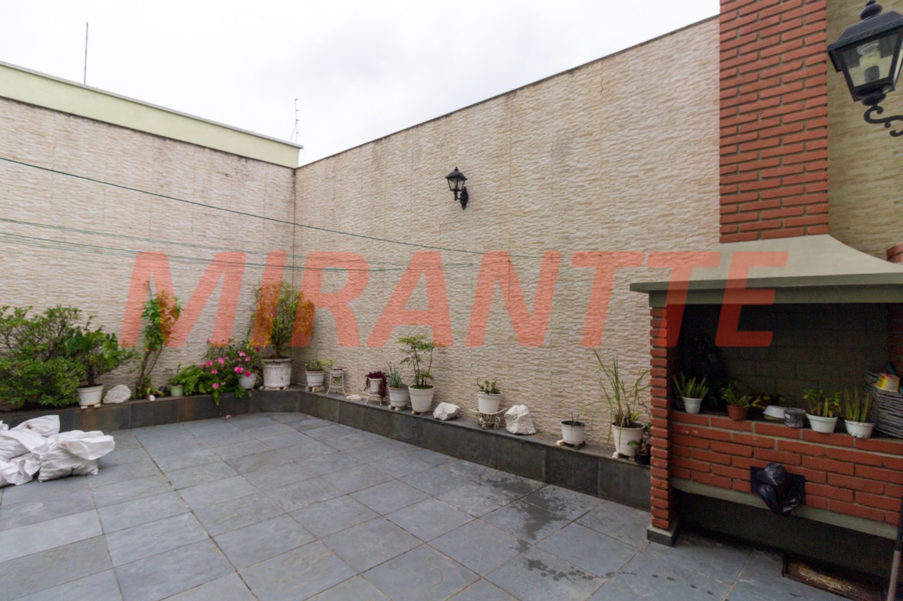 Sobrado de 293m² com 4 quartos em Jardim Guapíra