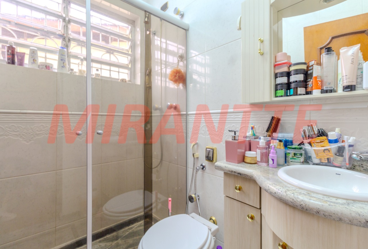 Sobrado de 293m² com 4 quartos em Jardim Guapíra