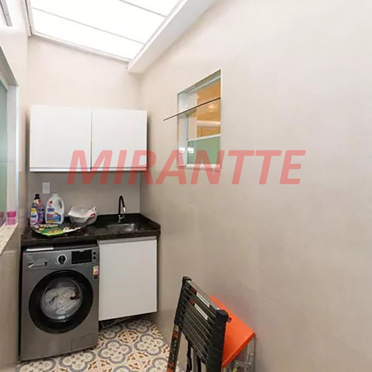 Sobrado de 135m² com 3 quartos em Parada Inglesa