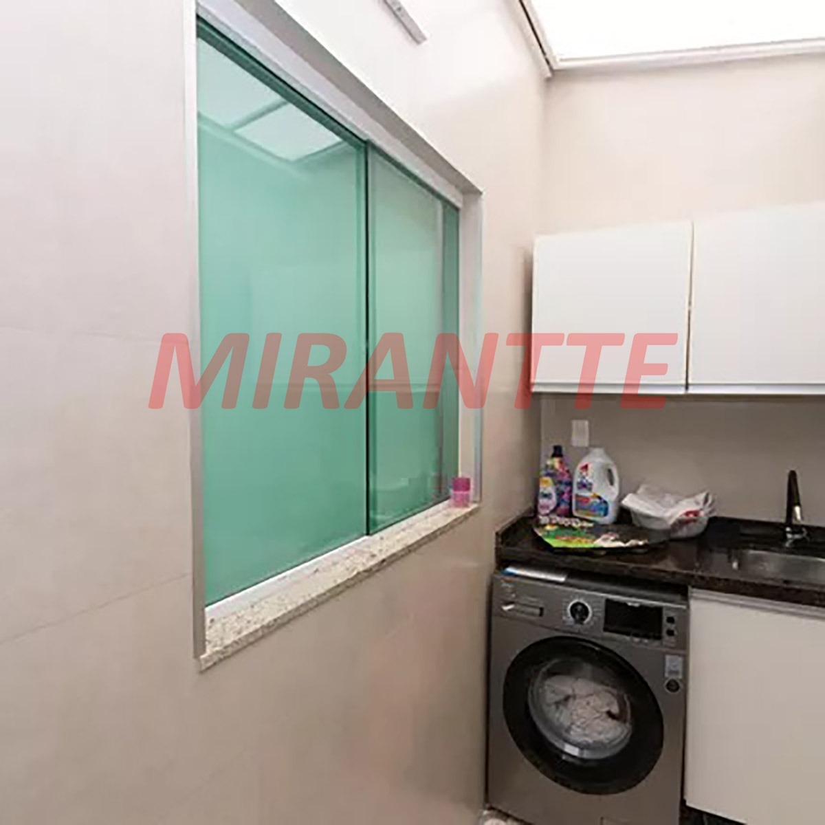 Sobrado de 135m² com 3 quartos em Parada Inglesa