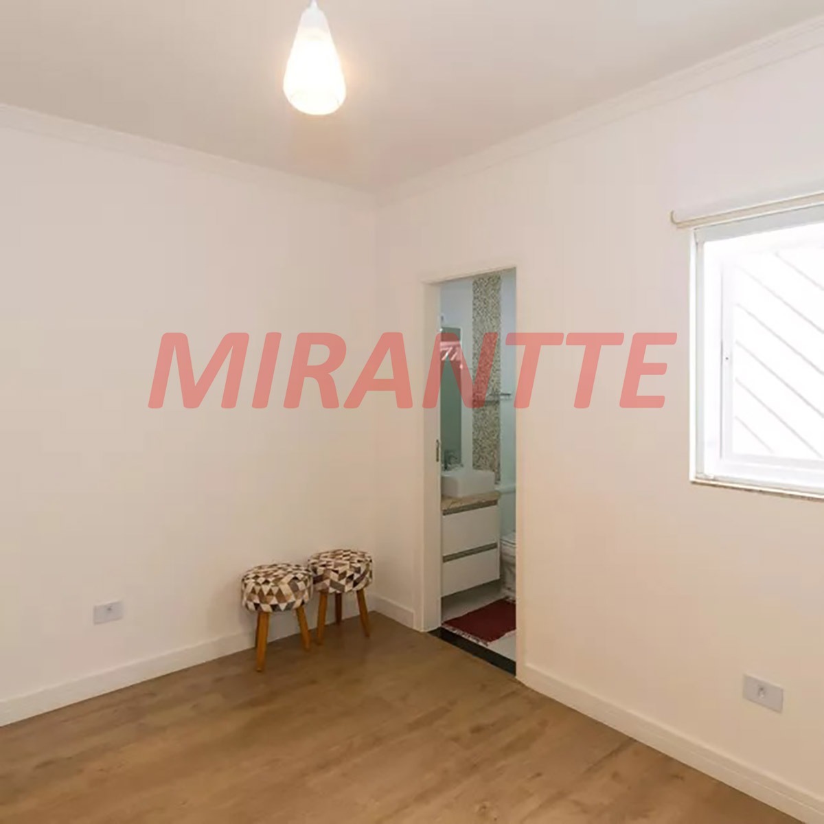 Sobrado de 135m² com 3 quartos em Parada Inglesa