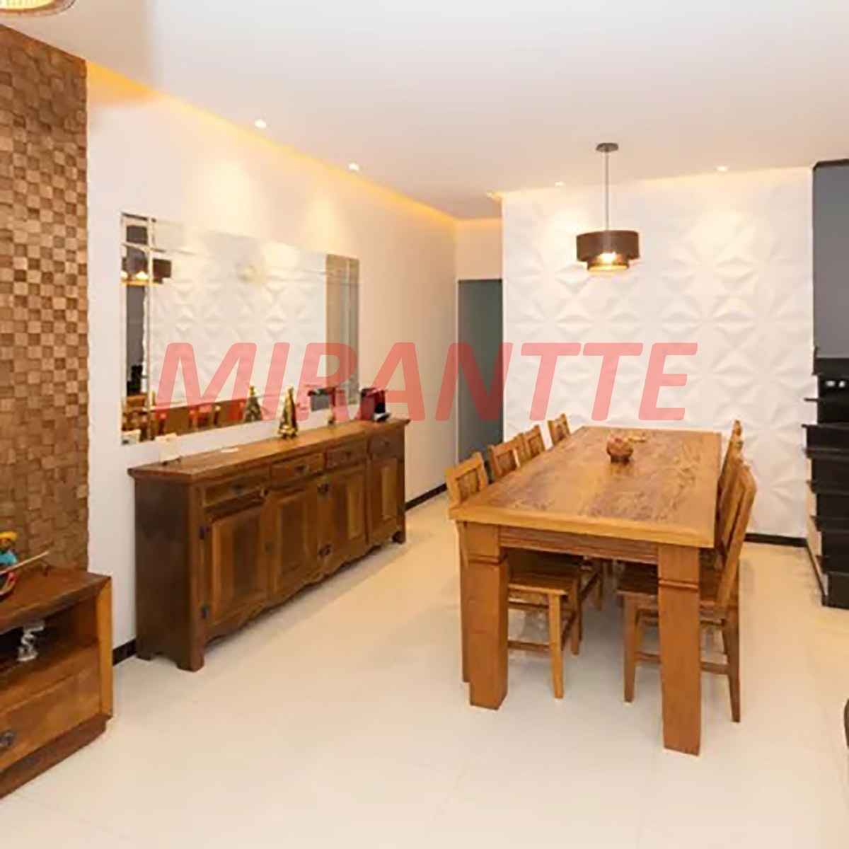 Sobrado de 135m² com 3 quartos em Parada Inglesa