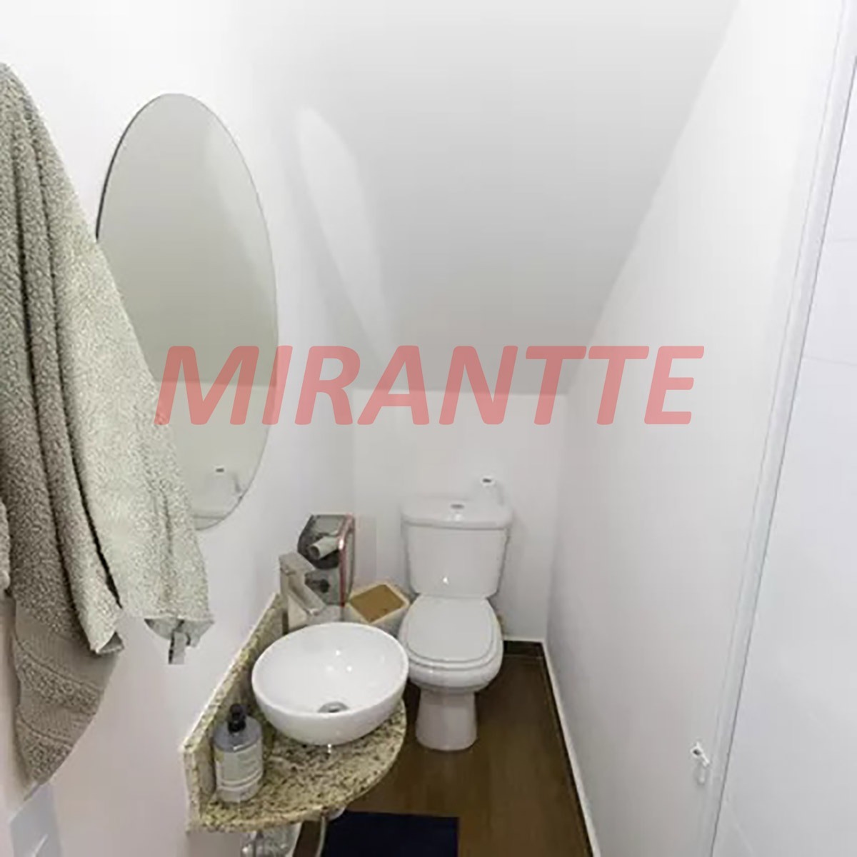 Sobrado de 135m² com 3 quartos em Parada Inglesa