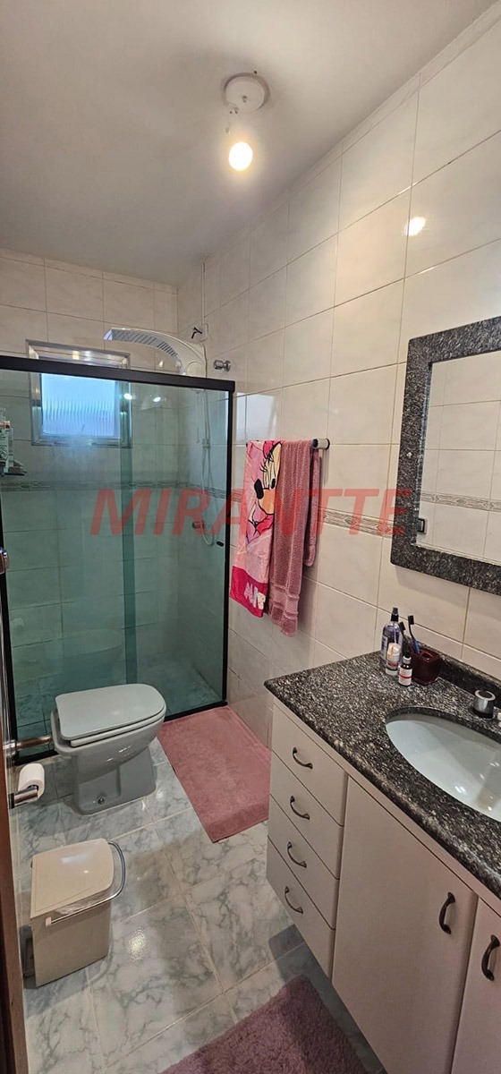 Sobrado de 200m² com 3 quartos em Jaçana