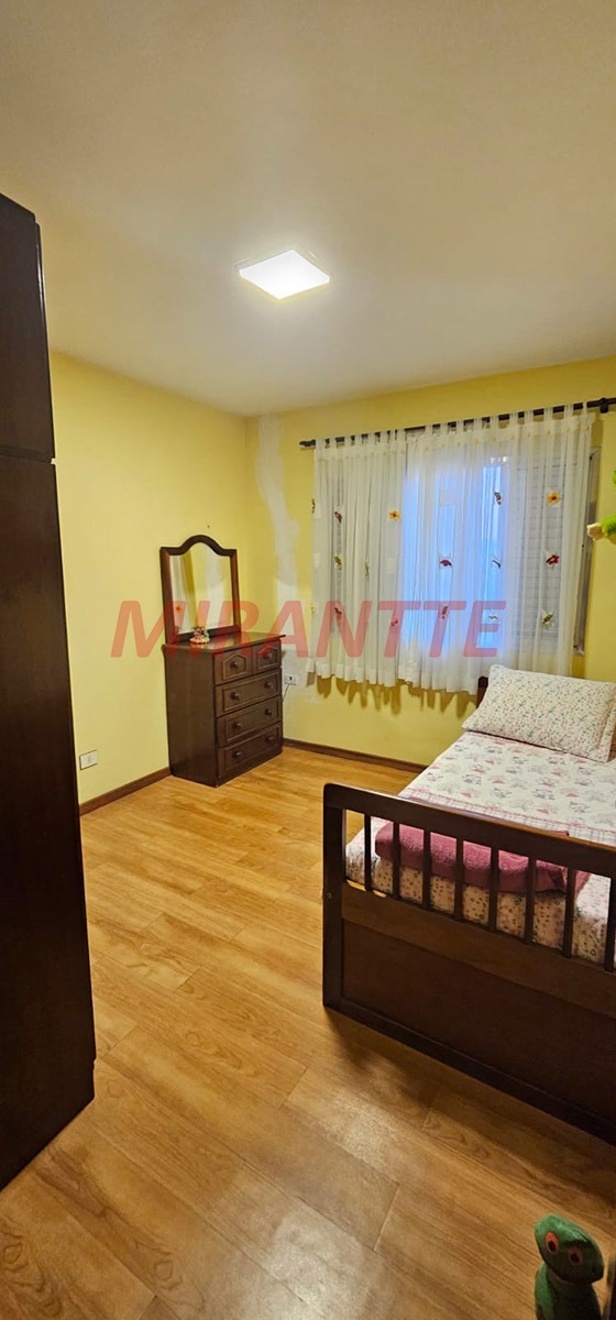 Sobrado de 200m² com 3 quartos em Jaçana