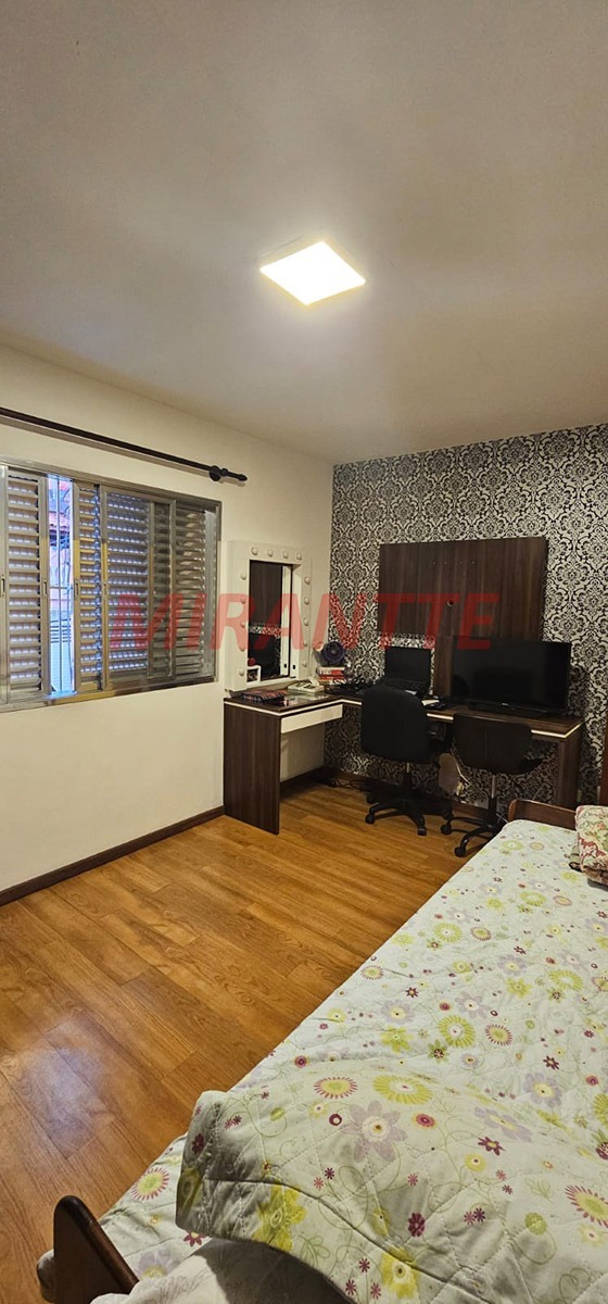 Sobrado de 200m² com 3 quartos em Jaçana