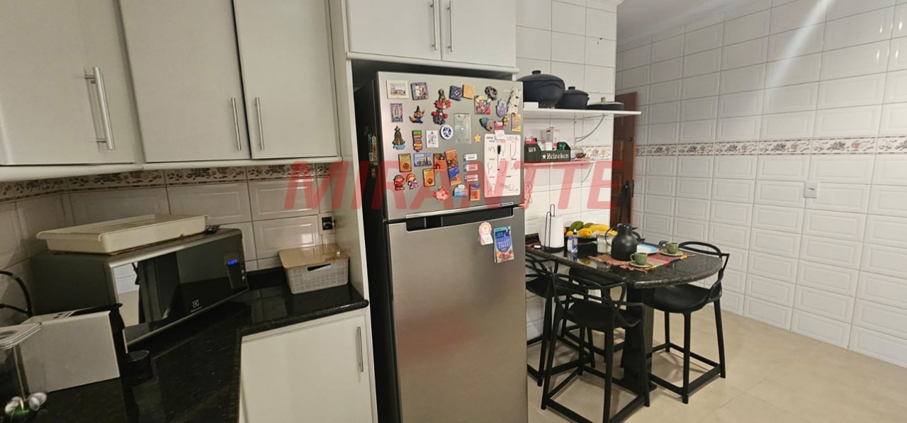 Sobrado de 200m² com 3 quartos em Jaçana