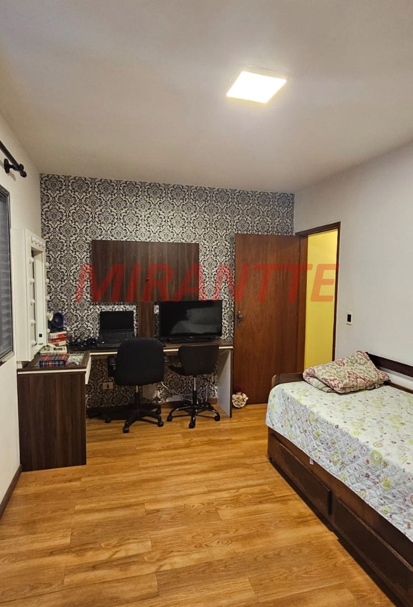 Sobrado de 200m² com 3 quartos em Jaçana