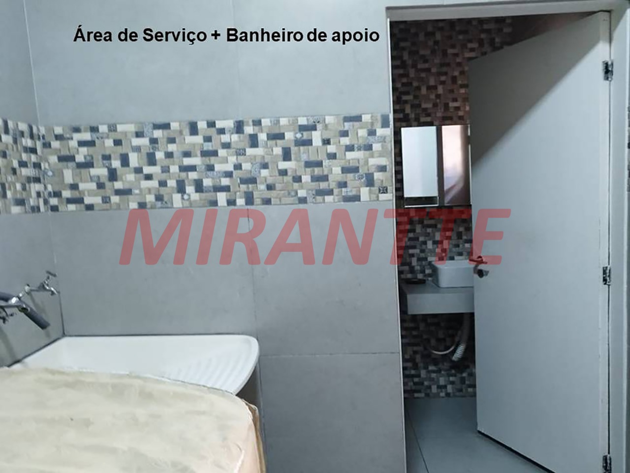 Sobrado de 302m² com 3 quartos em Jardim Palmira