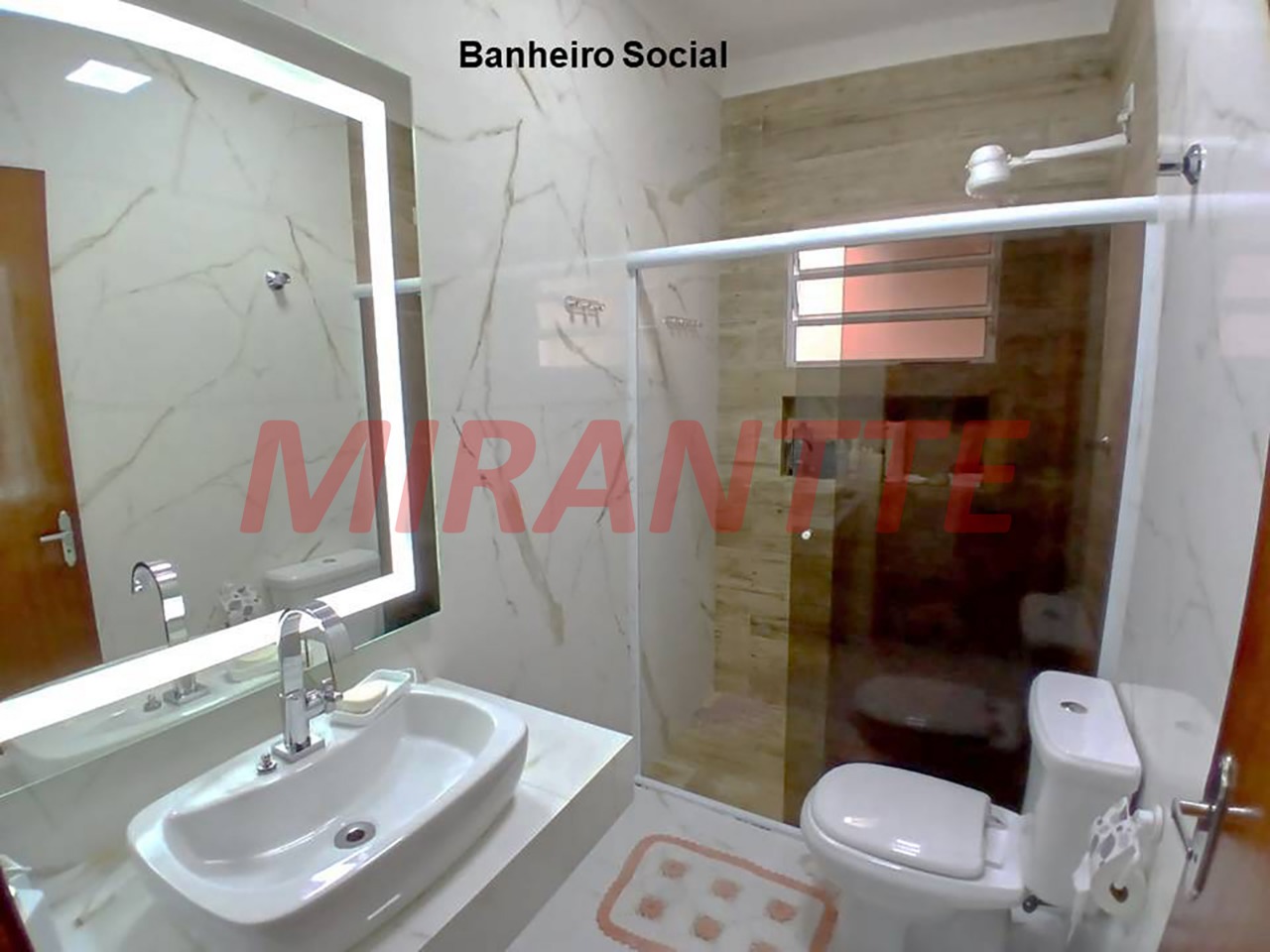 Sobrado de 302m² com 3 quartos em Jardim Palmira