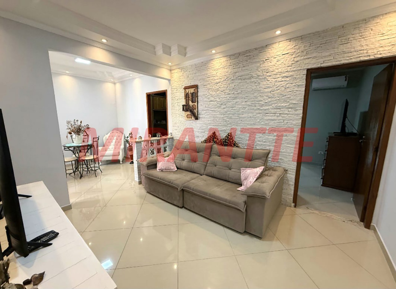 Sobrado de 302m² com 3 quartos em Jardim Palmira