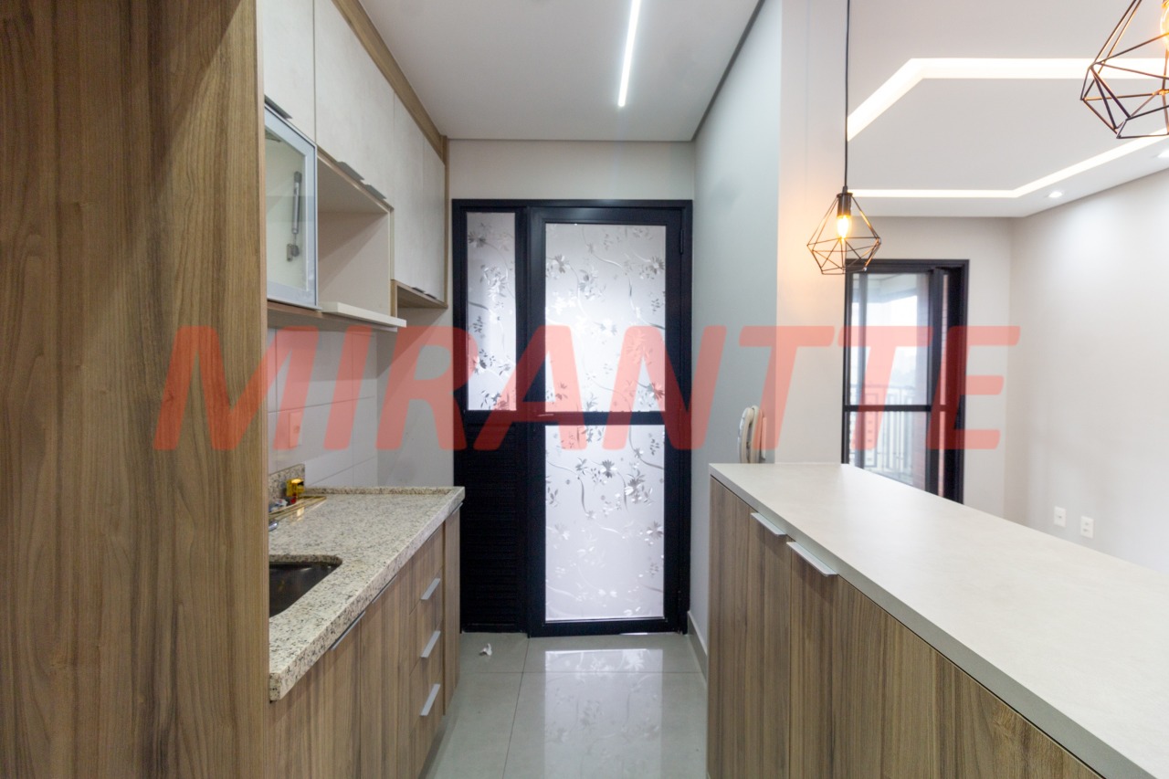 Apartamento de 69m² com 2 quartos em Santa Terezinha