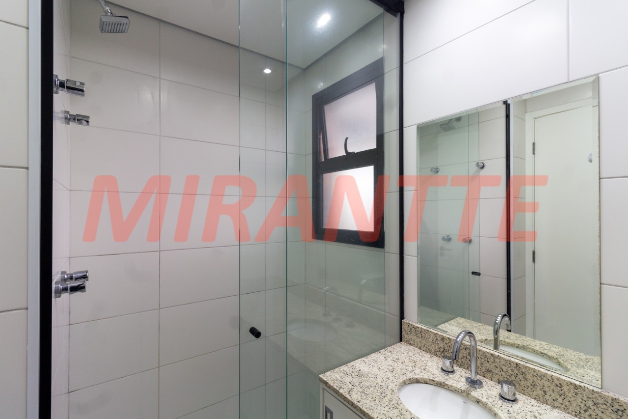 Apartamento de 69m² com 2 quartos em Santa Terezinha