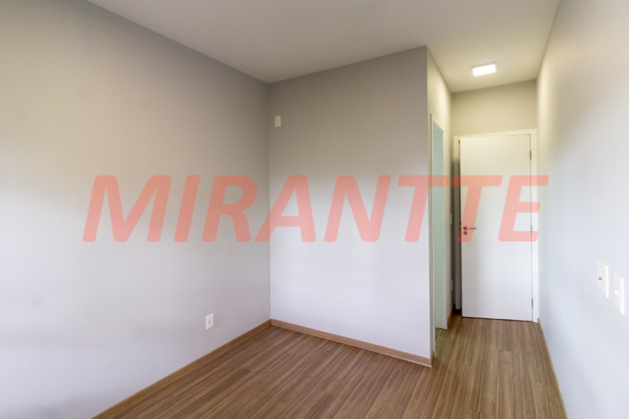 Apartamento de 69m² com 2 quartos em Santa Terezinha