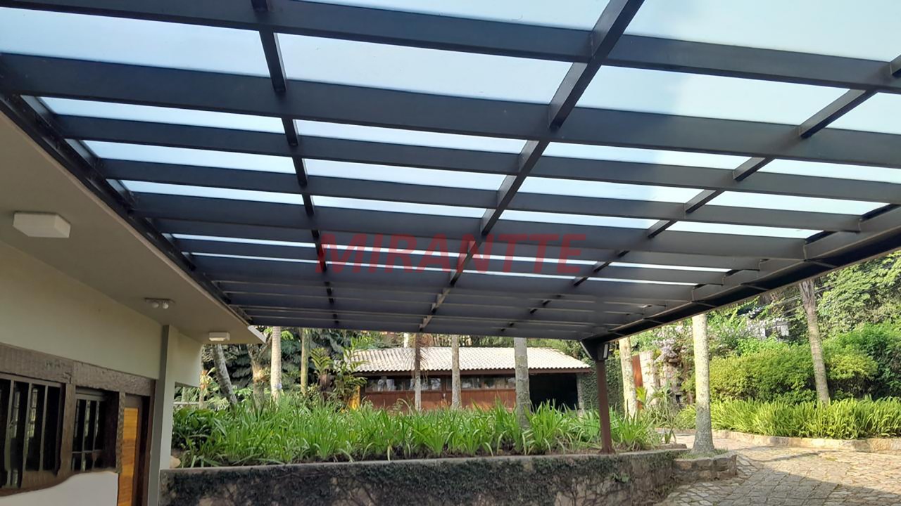Sobrado de 294m² com 2 quartos em Roseira