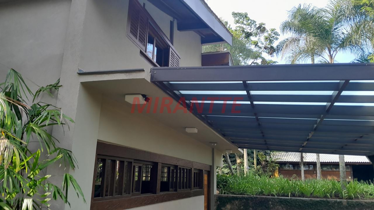 Sobrado de 294m² com 2 quartos em Roseira